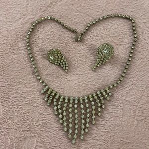 Lovely Vintage Formal Rhinestone Necklace & Earrings